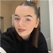 Ancienne étudiante je peux vous aider à faire vos devoirs ou bien vous expliquer si vous ne comprenez pas certaines choses